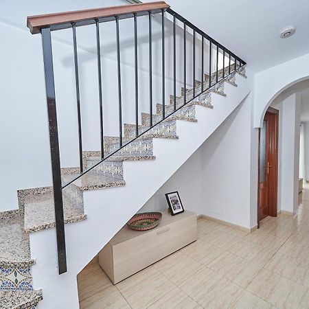 Villa Pura - Private Jacuzzi & Heated Pool Nerja Bagian luar foto