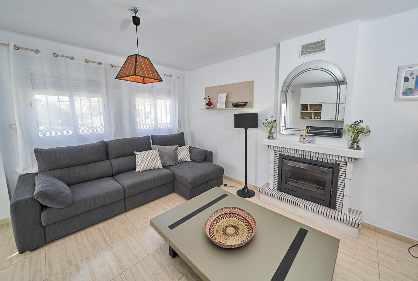 Villa Pura - Private Jacuzzi & Heated Pool Nerja Bagian luar foto