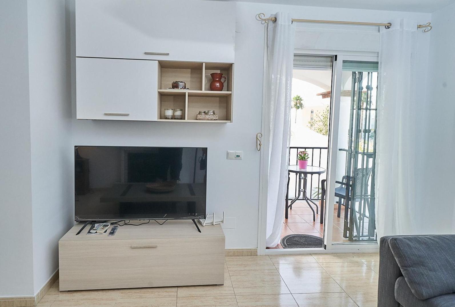 Villa Pura - Private Jacuzzi & Heated Pool Nerja Bagian luar foto