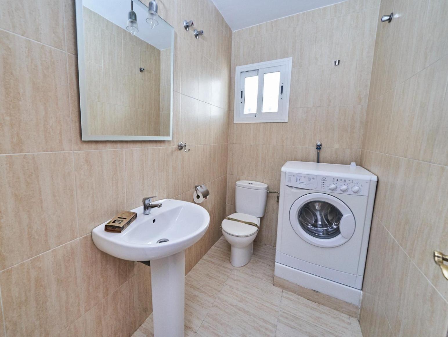 Villa Pura - Private Jacuzzi & Heated Pool Nerja Bagian luar foto