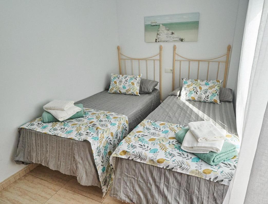 Villa Pura - Private Jacuzzi & Heated Pool Nerja Bagian luar foto