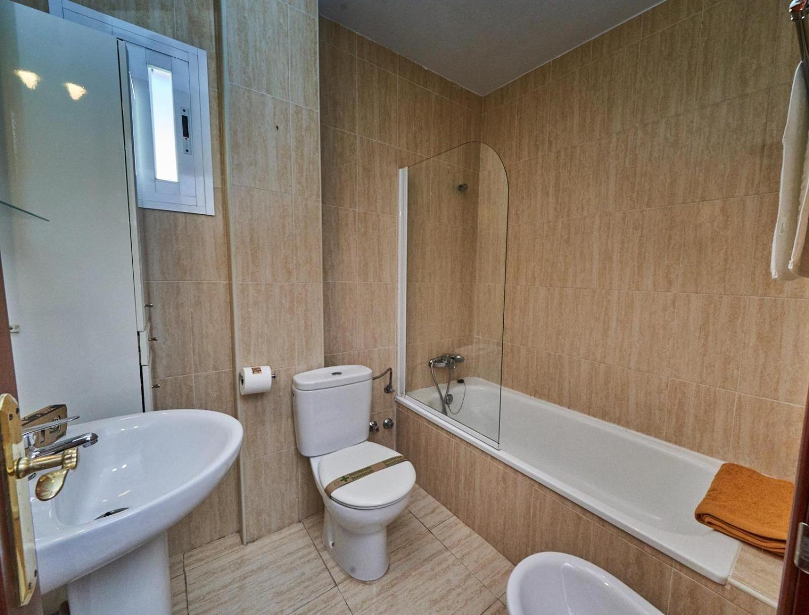 Villa Pura - Private Jacuzzi & Heated Pool Nerja Bagian luar foto