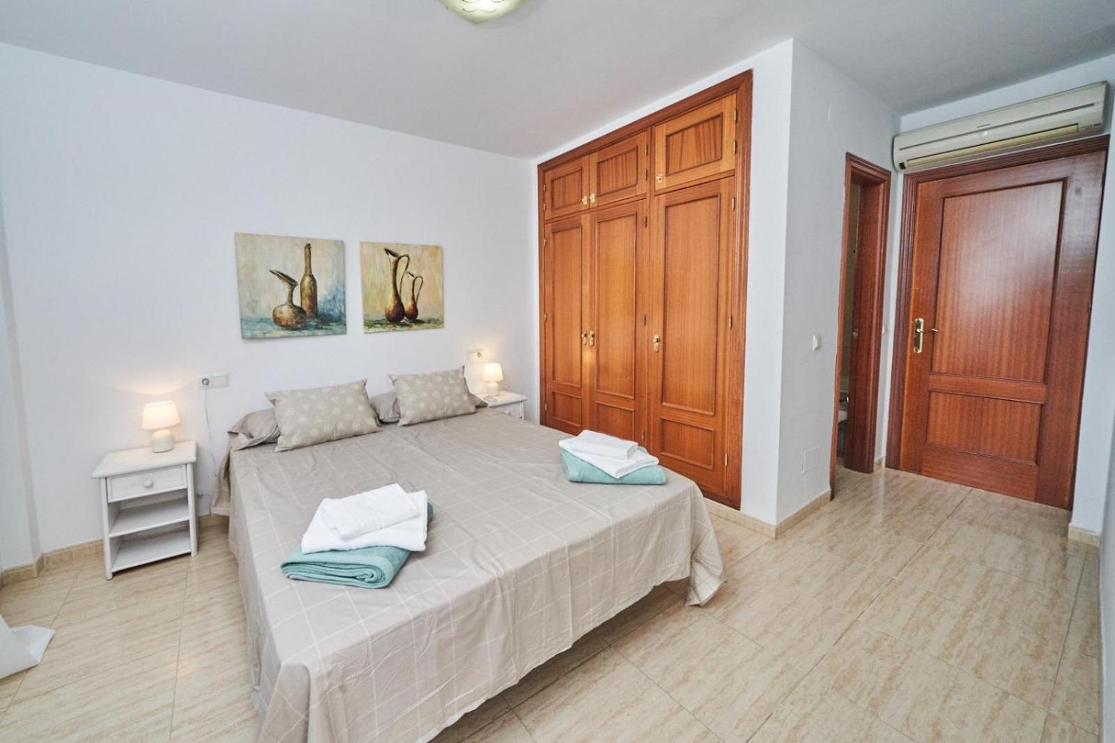 Villa Pura - Private Jacuzzi & Heated Pool Nerja Bagian luar foto